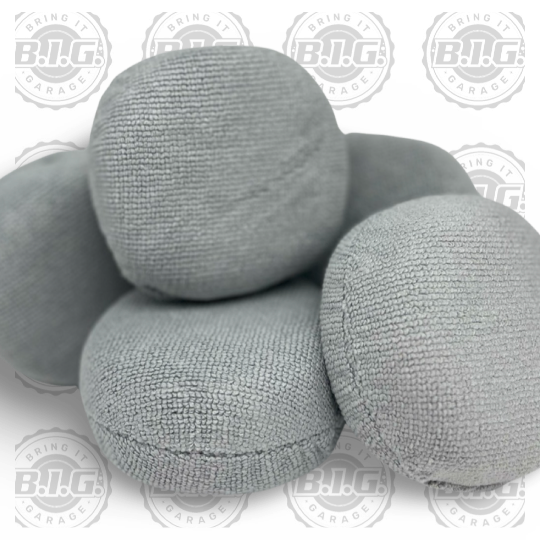 Pearl Puck Applicator